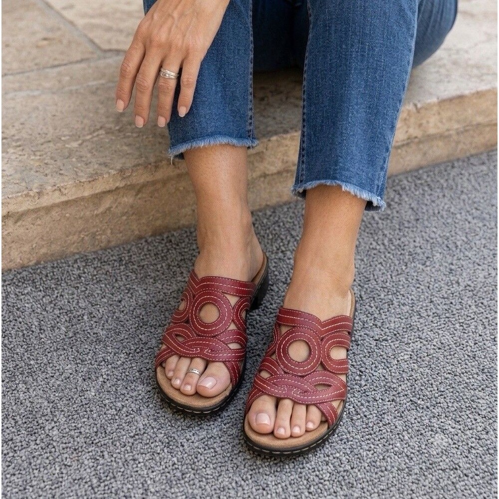 Clarks Bendables Red Leather Cutout Scroll Slide Sandals Women Size 9.5 M